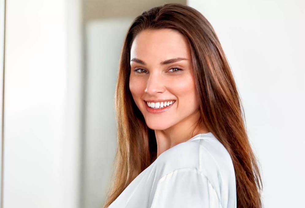 Philips HP8303/00 Selfie Straightener Hair Straightener for Women